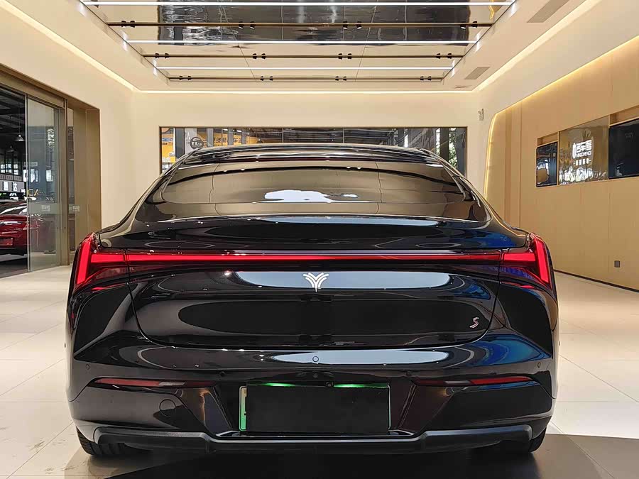 哪吒汽车 哪吒S 2023 汽车图片 #7