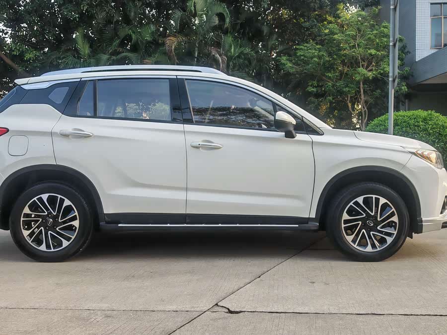 GAC Trumpchi GS4 2016 #7 GAC Trumpchi GS4 2016 car image #7