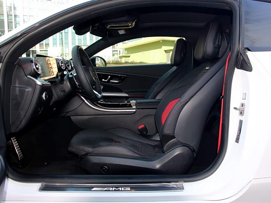 Mercedes-Benz CLE AMG 2025 immagine di auto #7