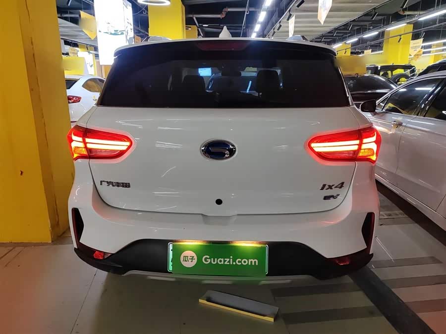 GAC ix4 2018 car image #7