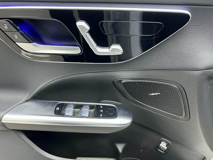 Mercedes-Benz C Class 2023 image de voiture #7