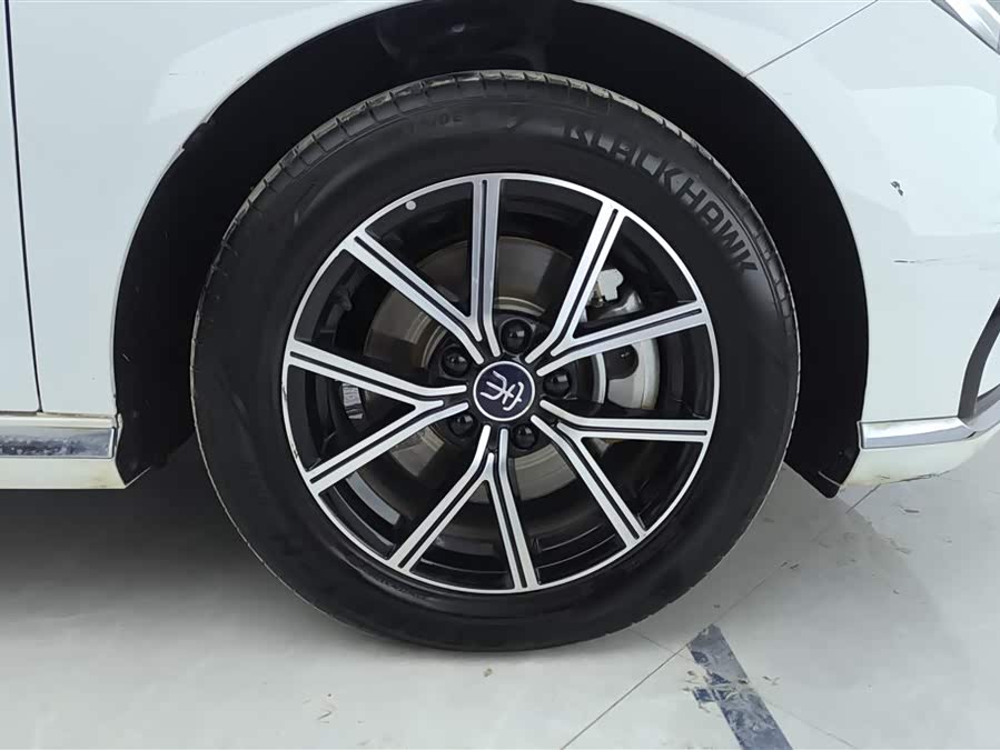BYD Song MAX New Energy 2023 car image #7