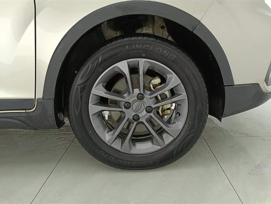 GEELY Vision X3 2021 car image #7
