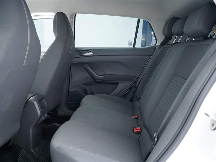 Volkswagen T-Cross 2023 car image #7