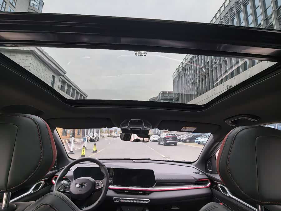 GEELY Coolray 2022 car image #7
