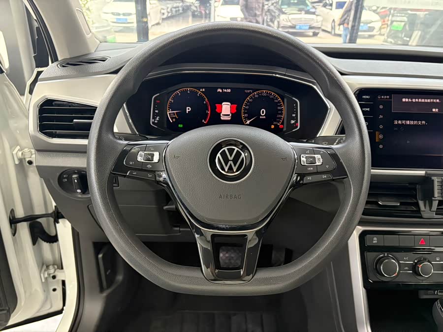 Volkswagen T-Cross 2022 car image #7