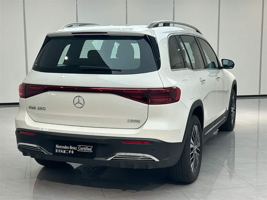 Mercedes-Benz EQB Class 2025 car image #7