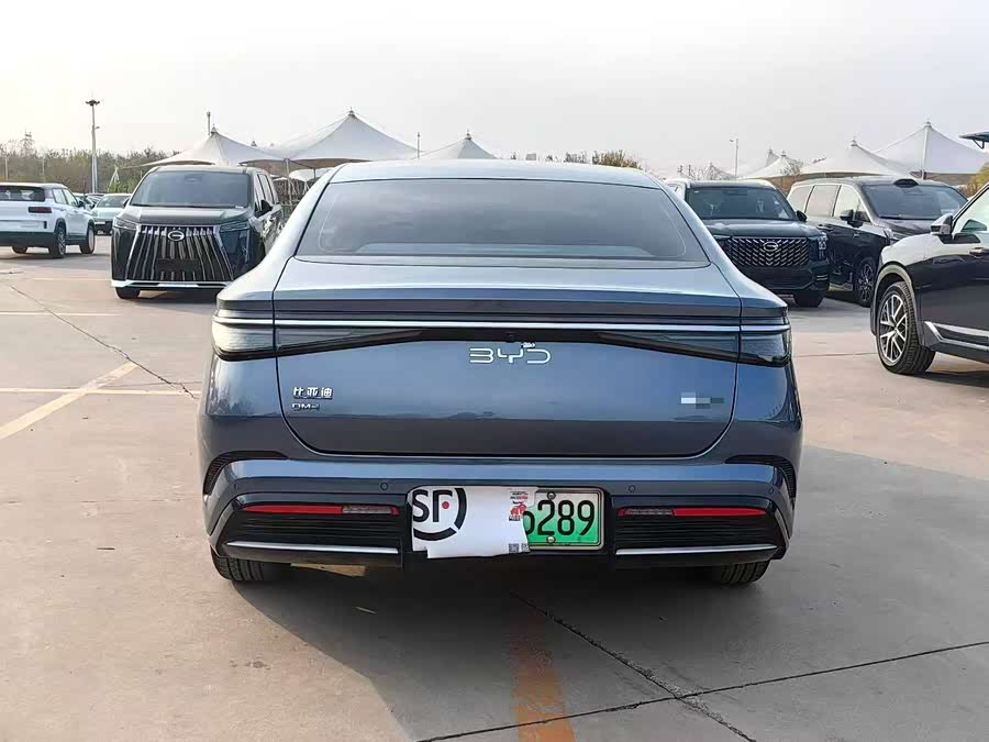 BYD Seal 07 DM-i 2025 car image #7
