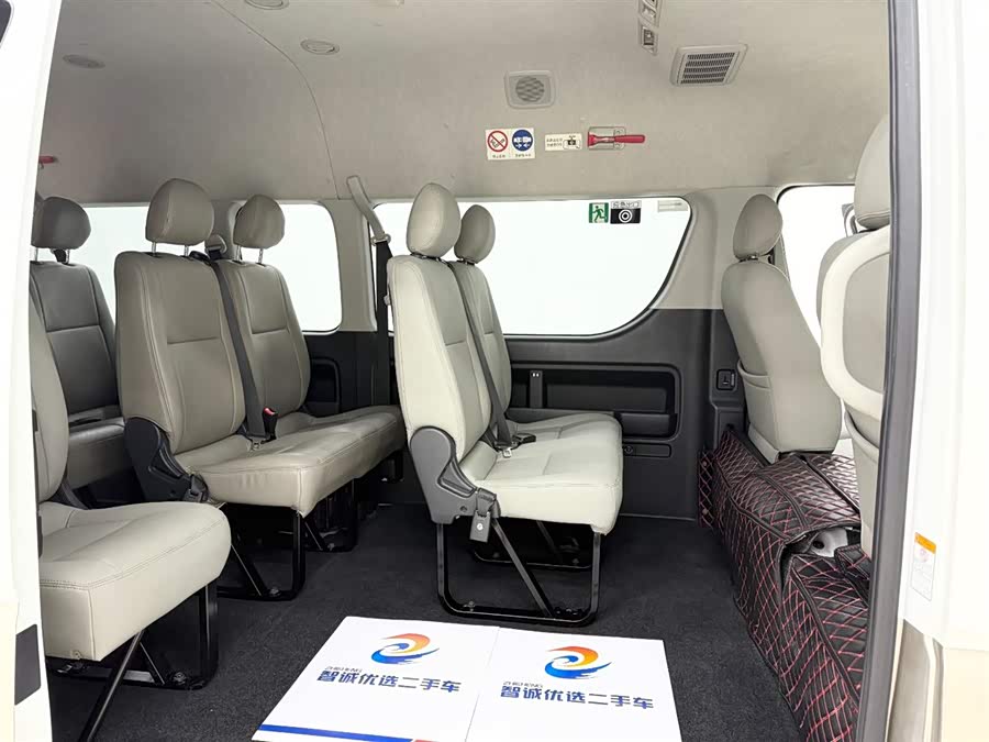 Toyota Hiace 2017 immagine di auto #7