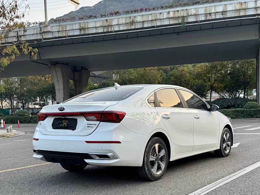 Kia K3 2019 car image #7