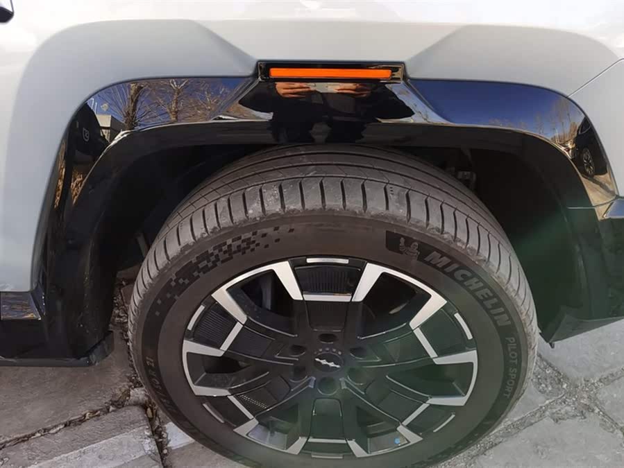 FangChengBao Leopard 8 2025 #7 FangChengBao Leopard 8 2025 car image #7