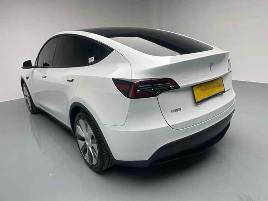 Tesla Model Y 2022 #7 Tesla Model Y 2022 car image #7
