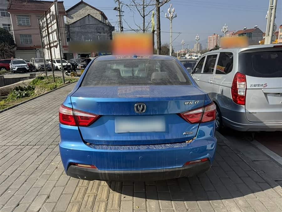 Changan Alsvin V7 2014 car image #7