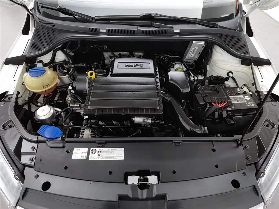 Skoda Rapid 2021 car image #7