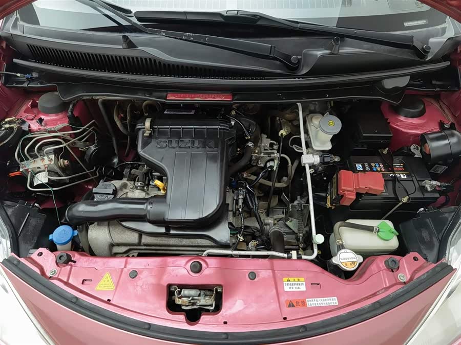 Suzuki 2014 car image #7
