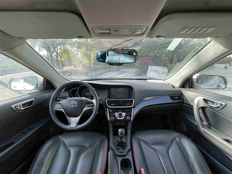 Soueast V6 Lingshi 2015 #7 Soueast V6 Lingshi 2015 car image #7