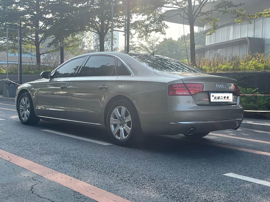 Audi A8 2014 car image #7