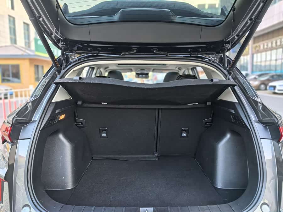 GEELY Coolray 2022 car image #7