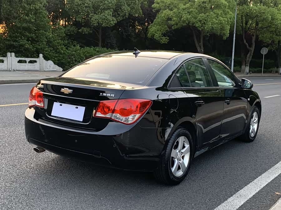 Chevrolet Cruze 2013 immagine di auto #7