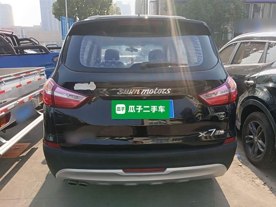 SWM X7 2017 #7 SWM X7 2017 car image #7