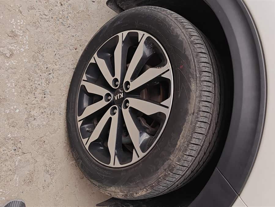 Kia KX5 2016 car image #7