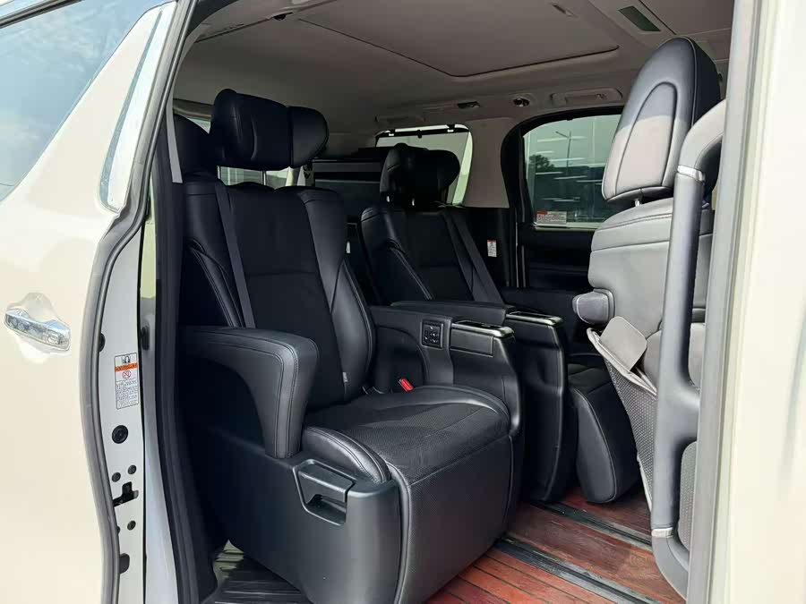 丰田 威尔法 2020 汽车图片 #7