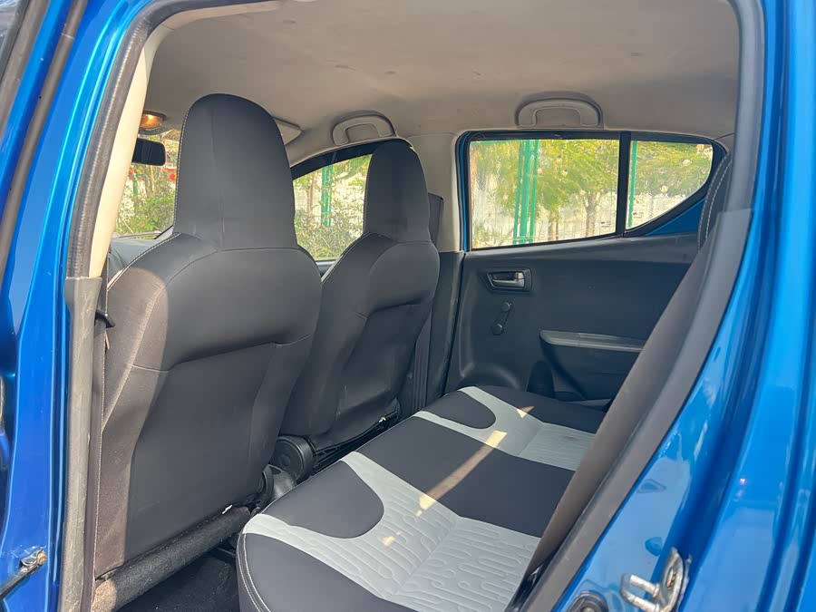 Suzuki Alto 2014 car image #7