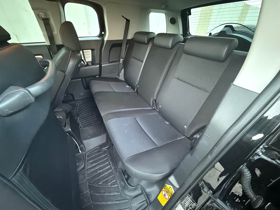 Toyota FJ Cruiser 2016 car image #7