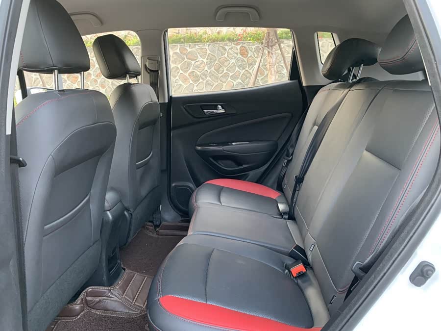 Changan CS15 2016 car image #7