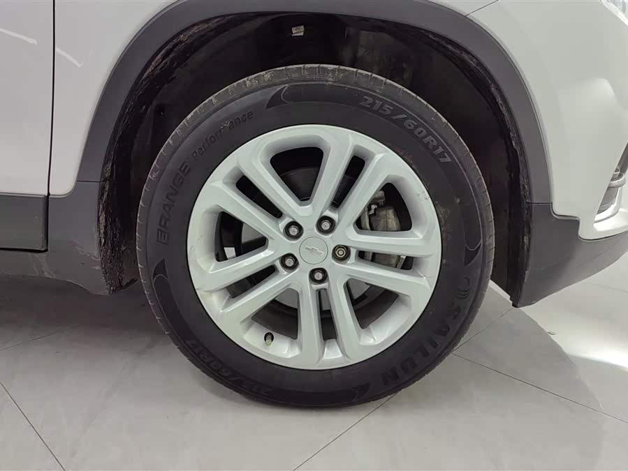 Chevrolet Tracker 2017 car image #7