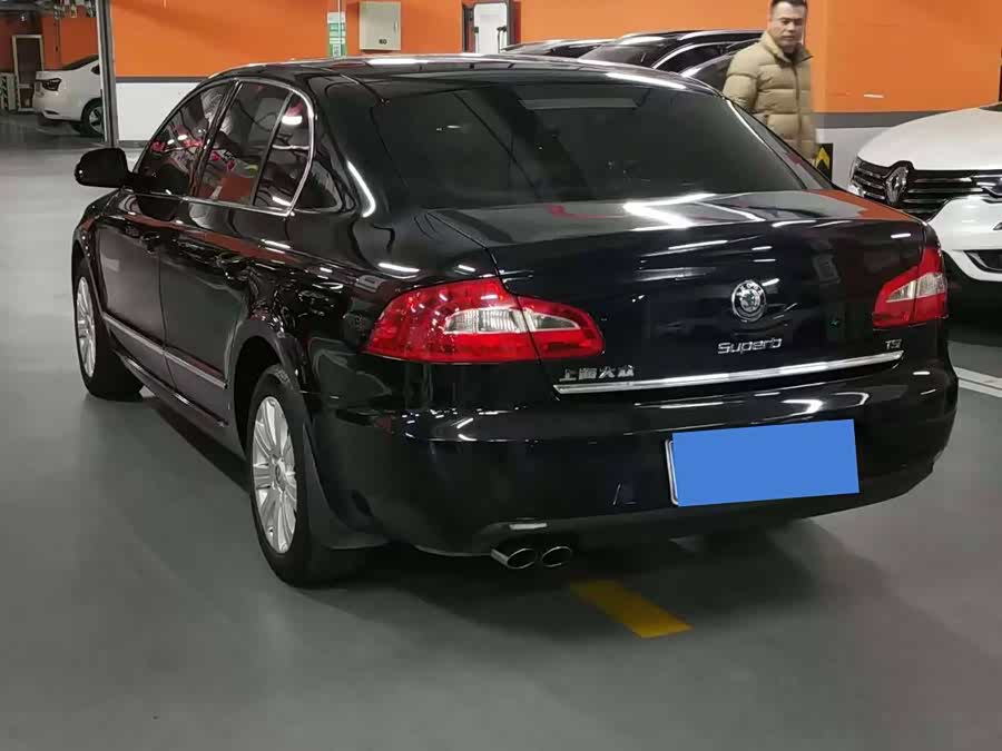 Skoda Superb 2012 immagine di auto #7