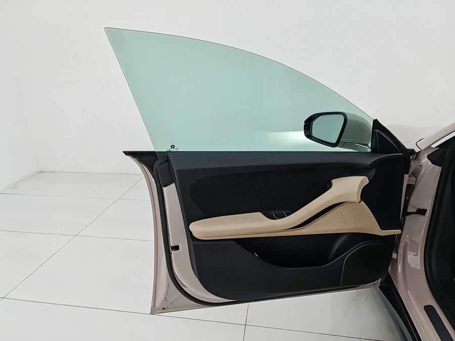NIO ET5 2024 car image #7