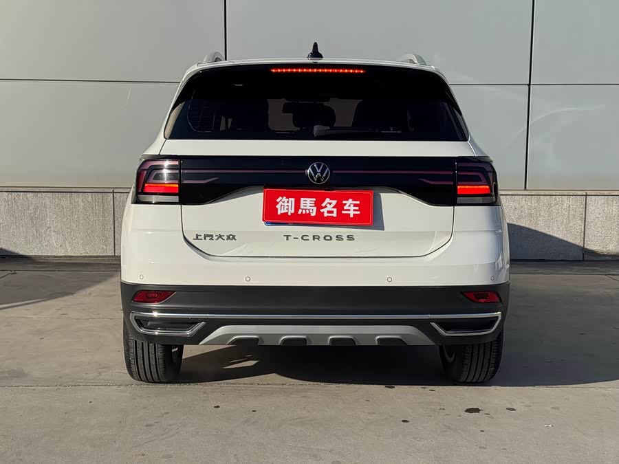 Volkswagen T-Cross 2021 car image #7