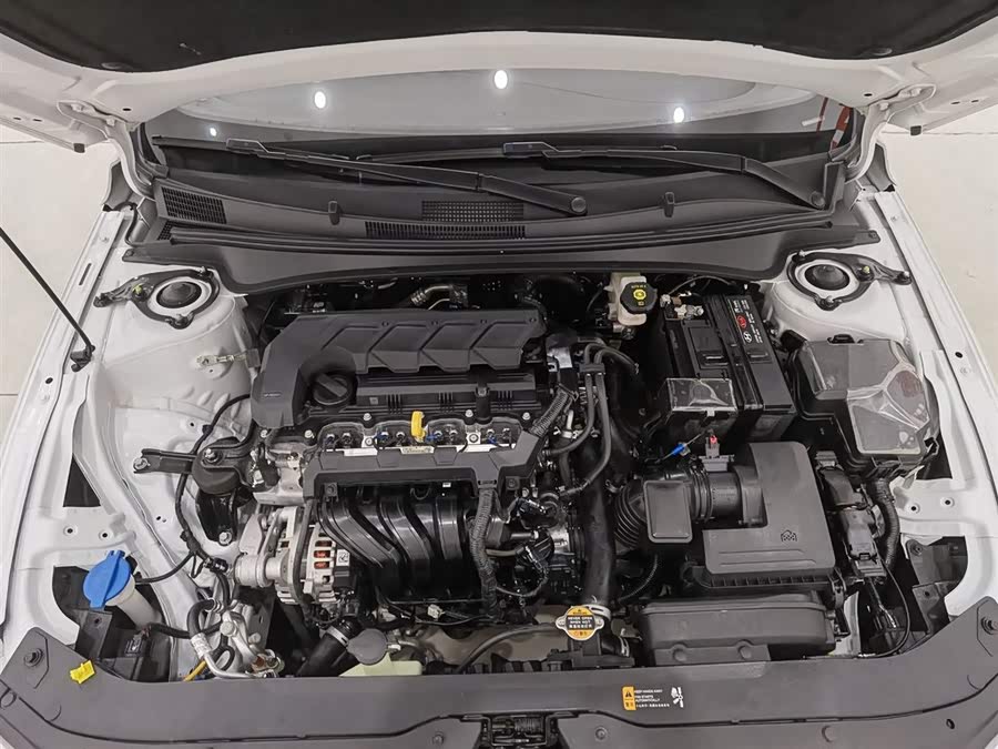 Hyundai Elantra 2024 car image #7