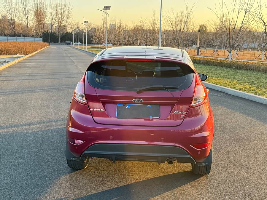 Ford Fiesta 2014 immagine di auto #7