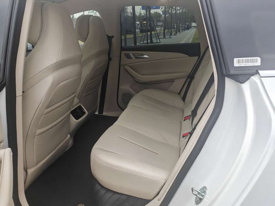 Forthing S7 2024 صورة سيارة #7