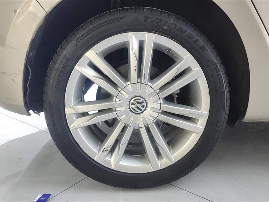 Volkswagen Golf Sportsvan 2016 car image #7