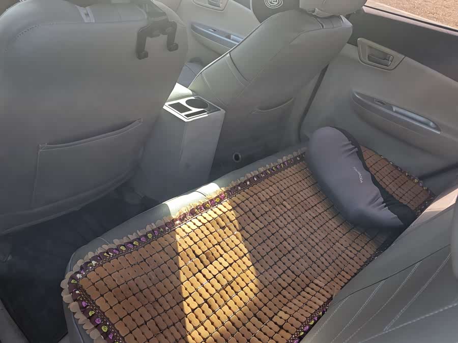 Changan Alsvin V5 2015 car image #7