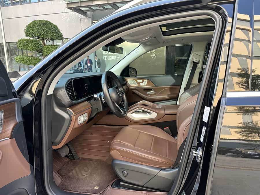 Mercedes-Benz GLE Class New Energy 2023 car image #7