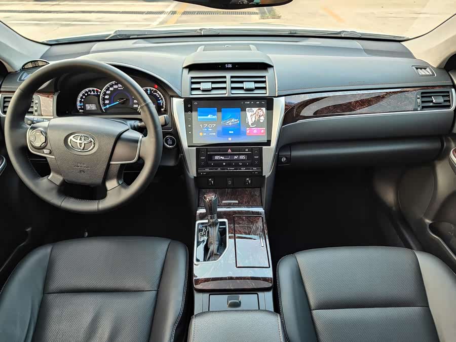 Toyota Camry 2017 car image #7