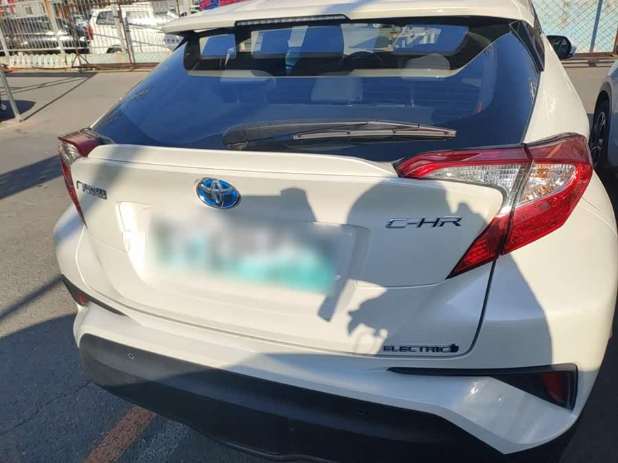 Toyota C-HR EV 2021 immagine di auto #7