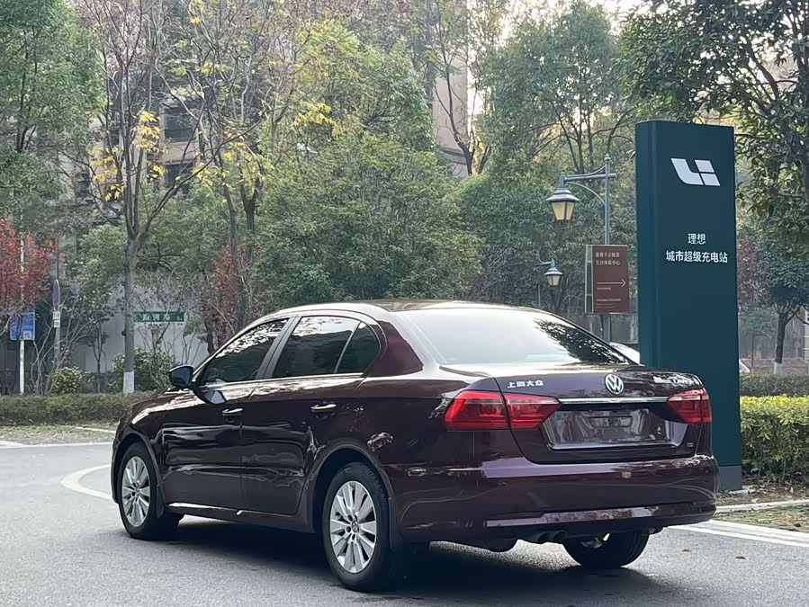 Volkswagen Lavida 2013 car image #7