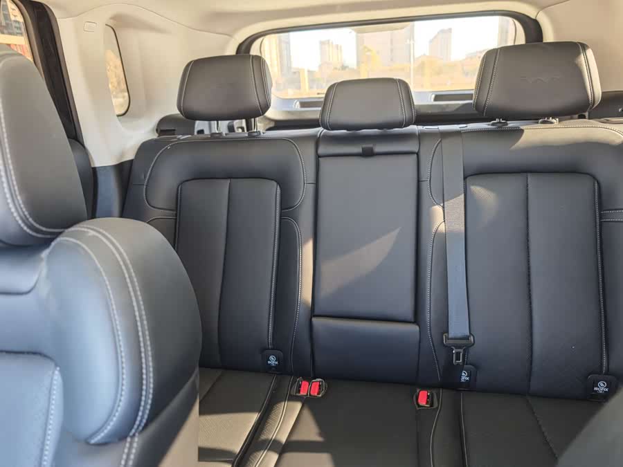 FangChengBao Tiger 3 2025 #7 FangChengBao Tiger 3 2025 car image #7