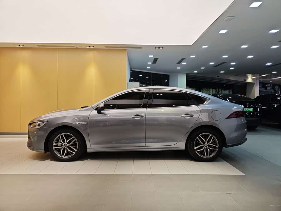 BYD Qin Plus 2022 #7 BYD Qin Plus 2022 car image #7