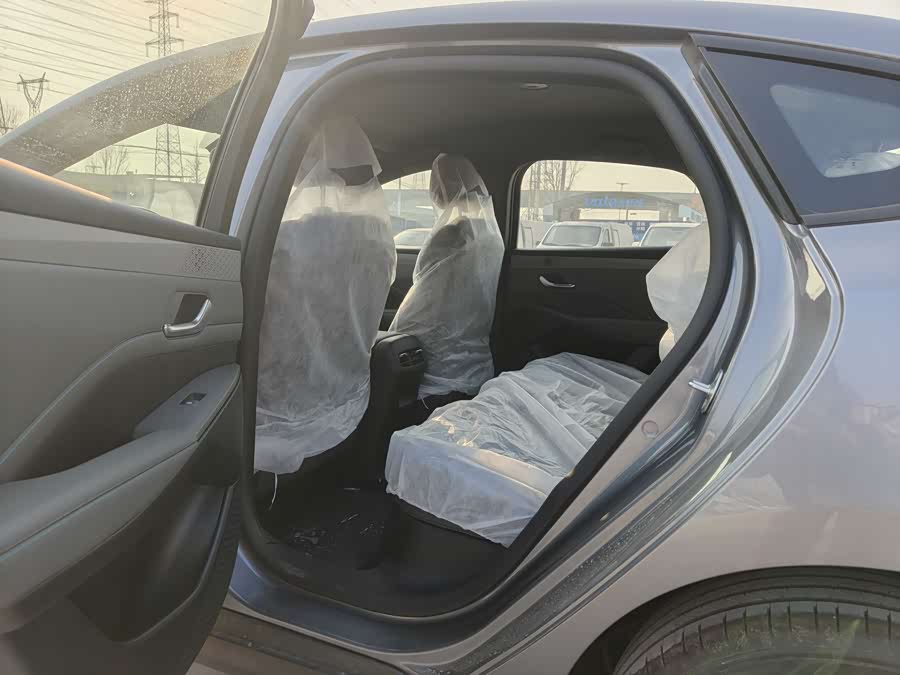 BYD Qin Plus 2025 immagine di auto #7