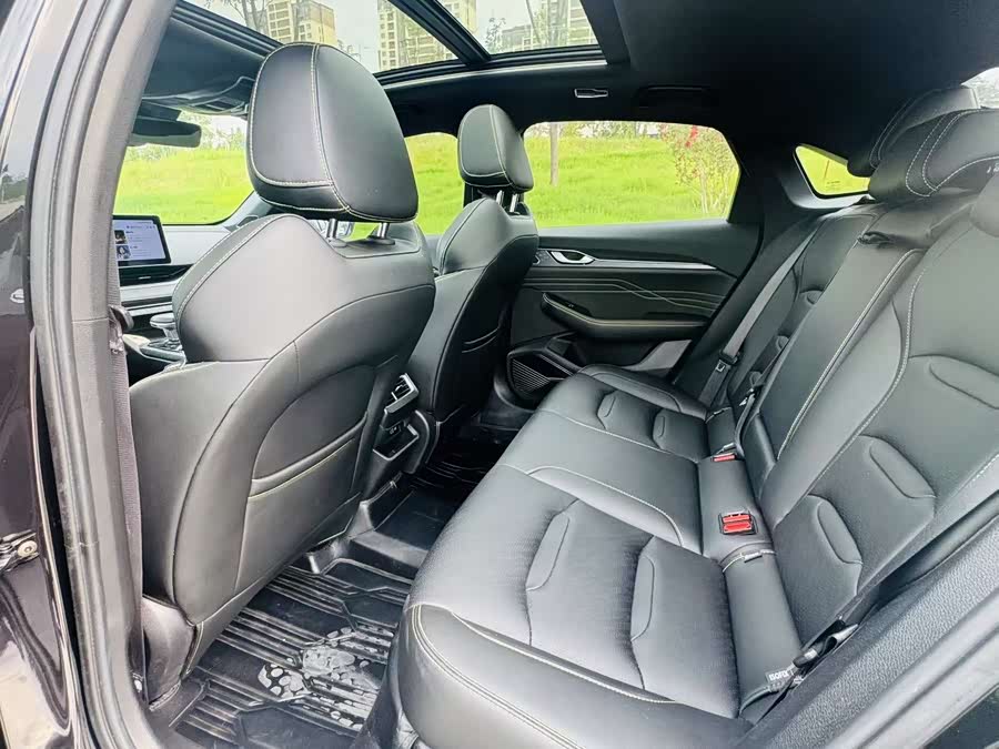 GEELY Preface 2024 #7 GEELY Preface 2024 car image #7