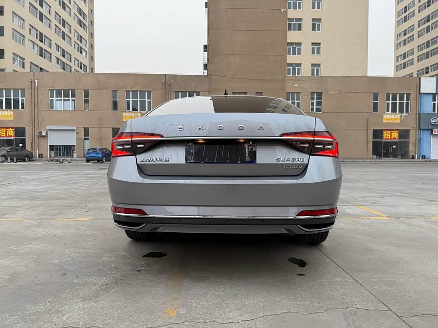 Skoda Superb 2019 #7 Skoda Superb 2019 car image #7