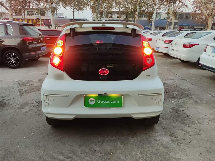 BYD e1 2021 car image #7