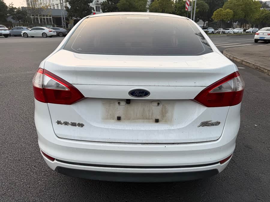 Ford Fiesta 2013 #7 Ford Fiesta 2013 immagine di auto #7