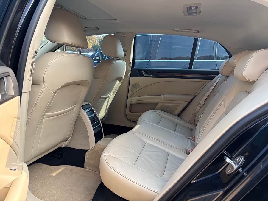 Skoda Superb 2013 car image #7